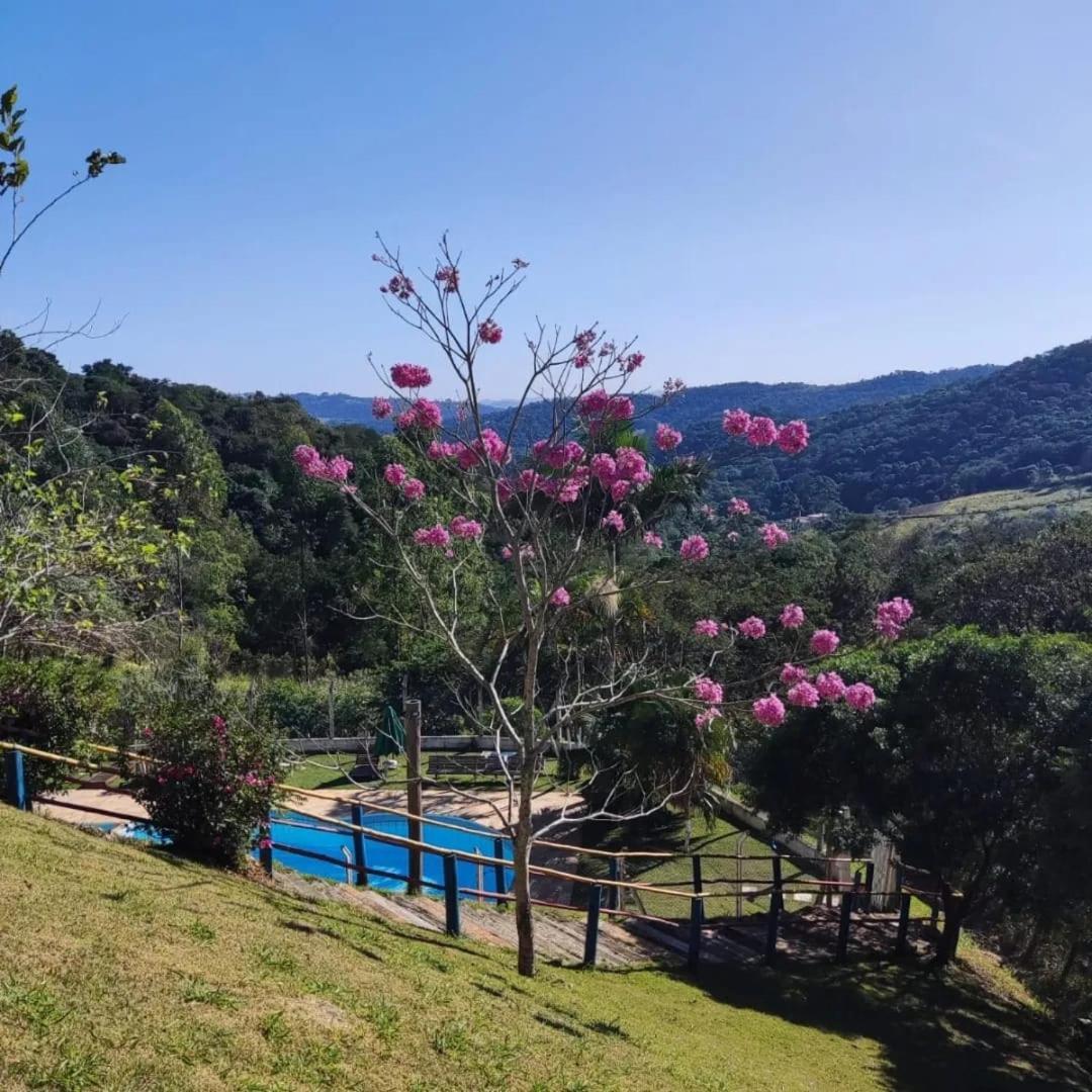 Aconchego No Campo Hotel São Roque Екстериор снимка